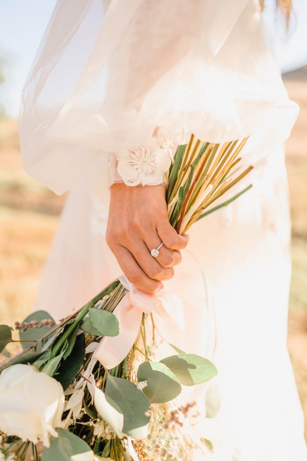 quill hill bridal details floral